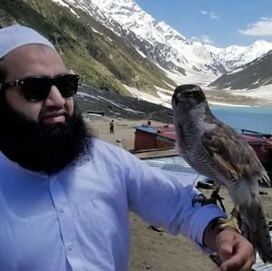 Meet your Posher, Hamad